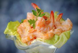 Salade de queues de crevettes sauce cocktail maison