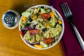 Salade de pates aux deux saumons maison